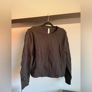 Lululemon braided sleeve pullover crew neck sweatshirt black womens